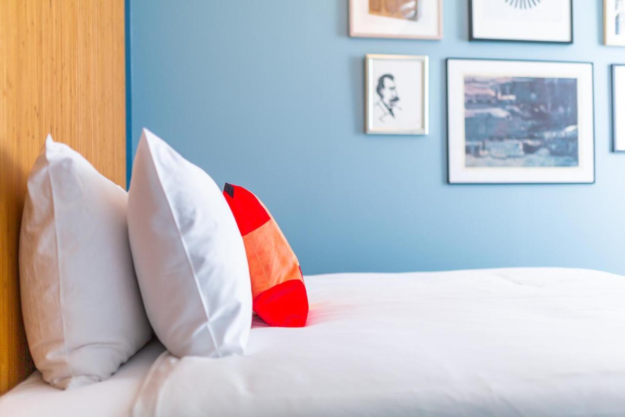 Vie Via - Your Hotel Леуварден Екстериор снимка