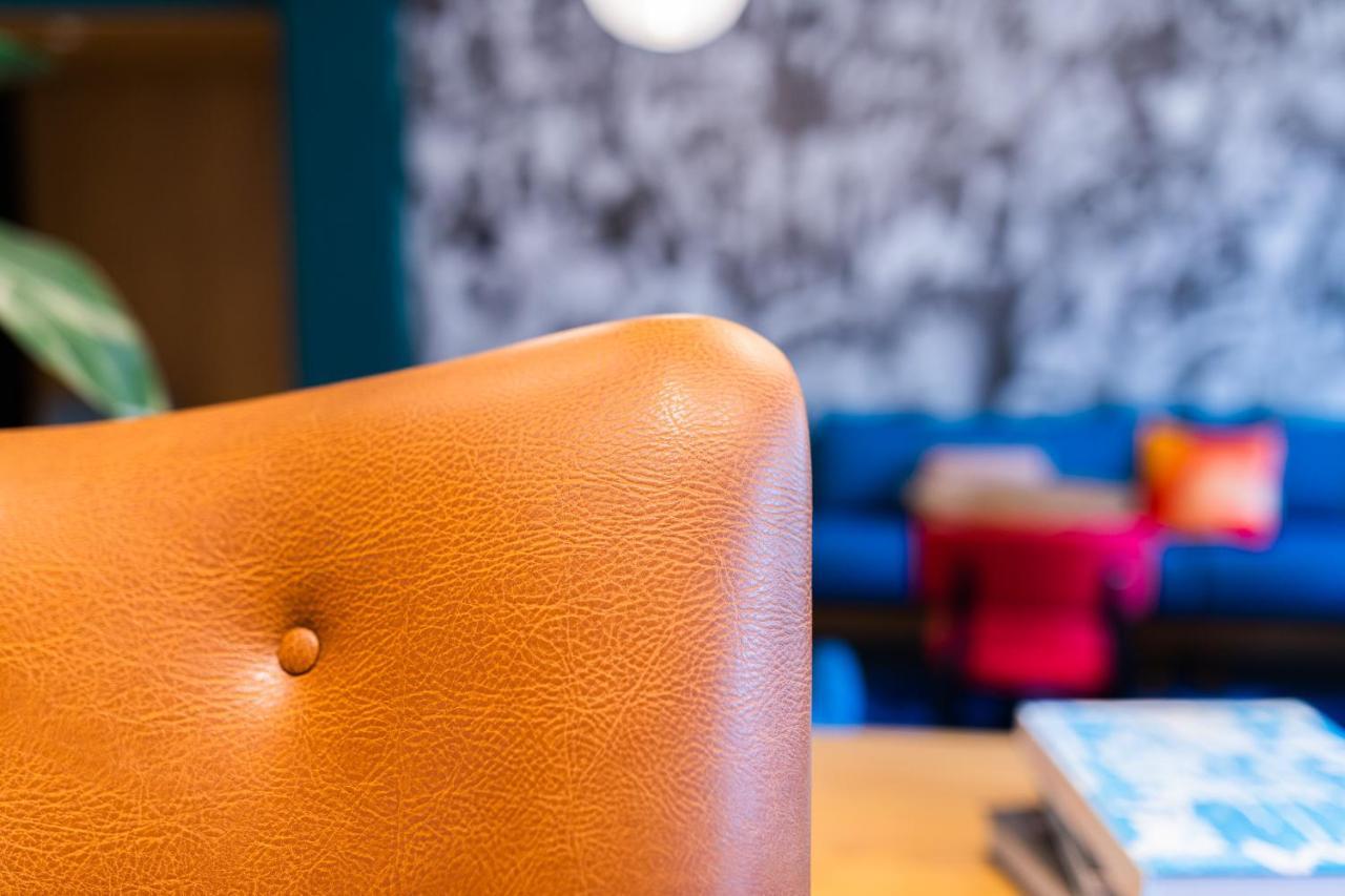 Vie Via - Your Hotel Леуварден Екстериор снимка