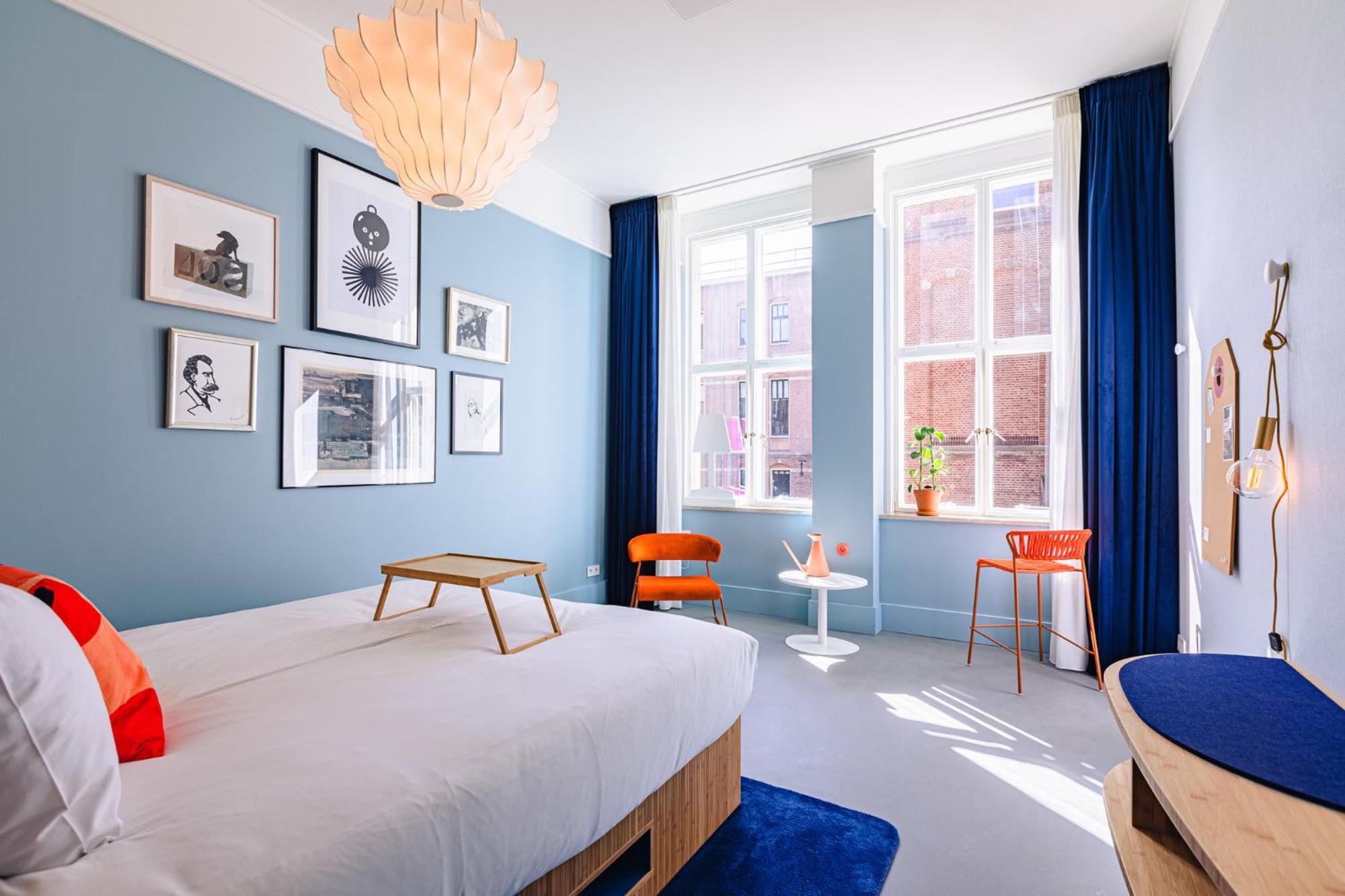Vie Via - Your Hotel Леуварден Екстериор снимка